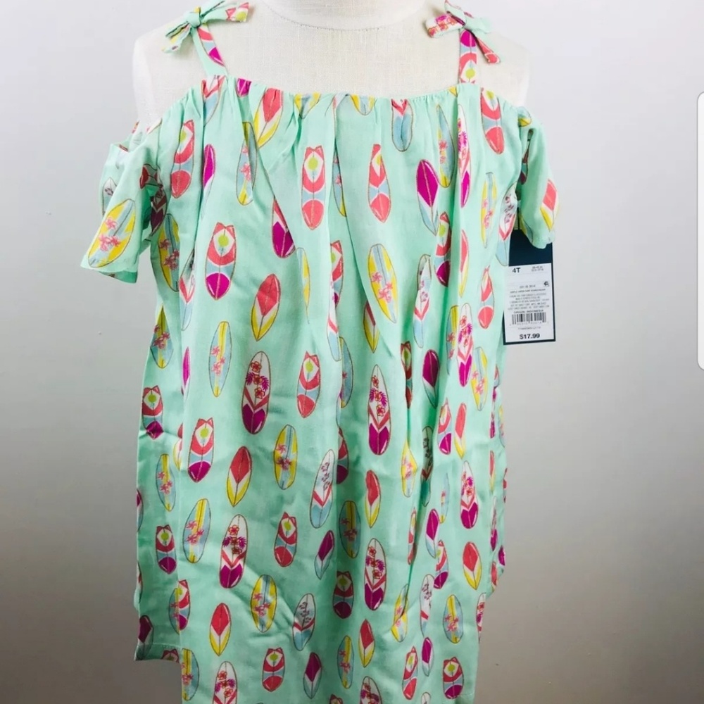 Sleeveless top